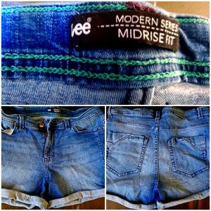 Size 12 Lee Midrise Shorts